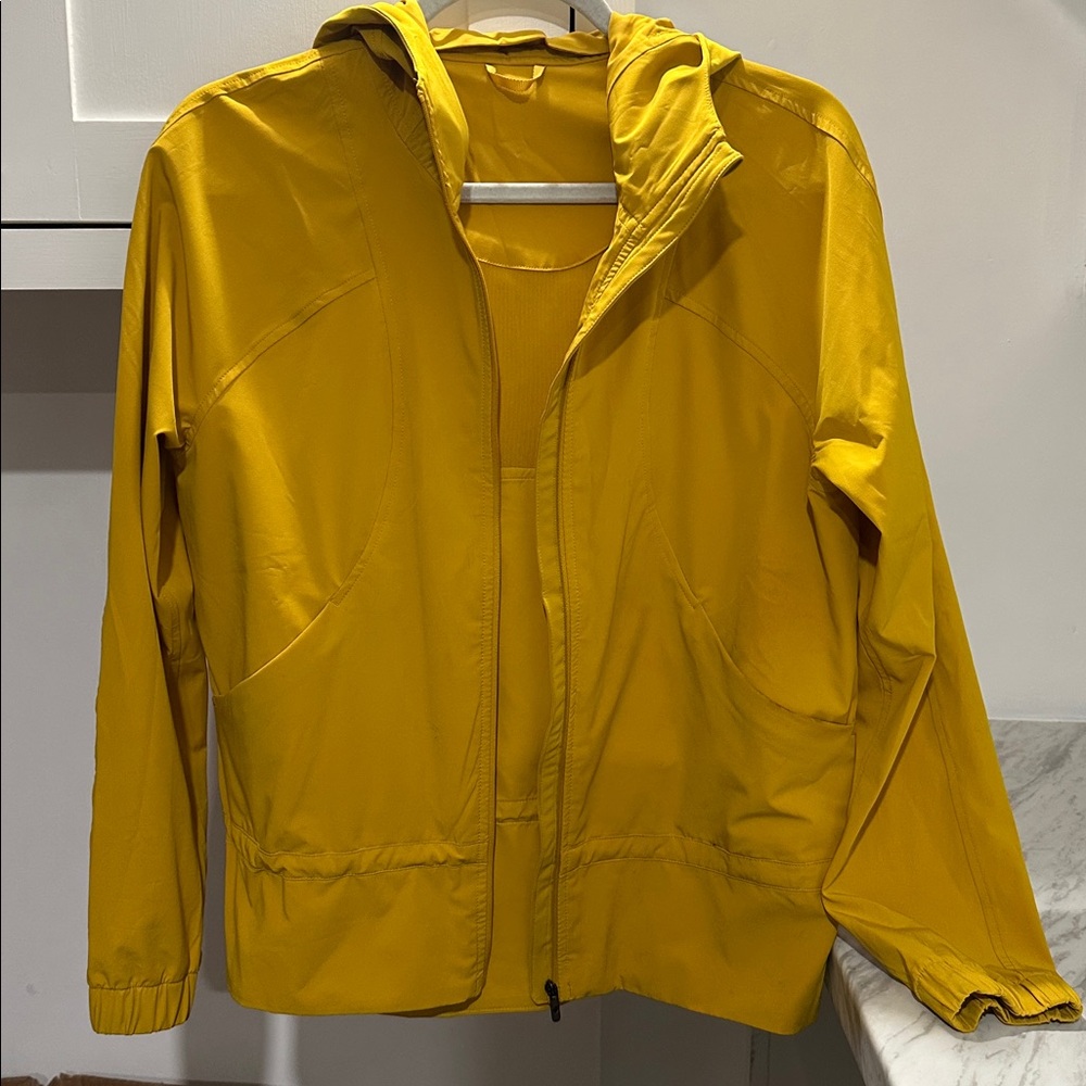 lululemon athletica Yellow Jacket